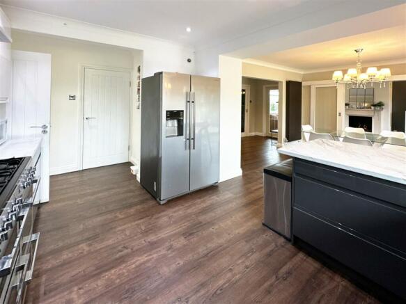Kitchen Towards Utility.JPG