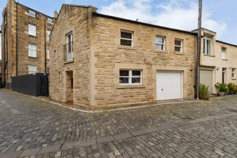 21 Atholl Crescent Lane, Edinburgh EH3 8TE