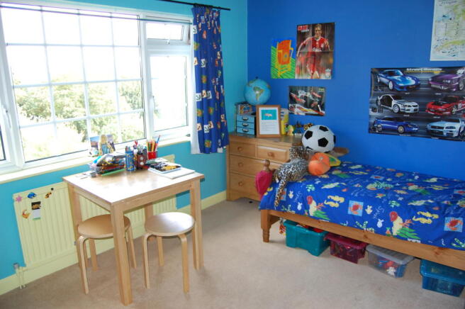 Photo 9