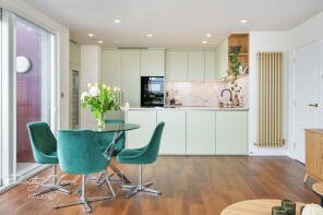 Flat 25, Collins Tower, Blues Street, Hackney, London E8 3BG
