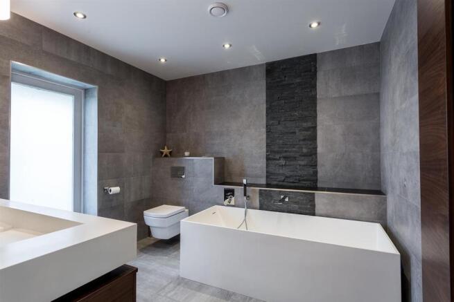ensuite3.jpg