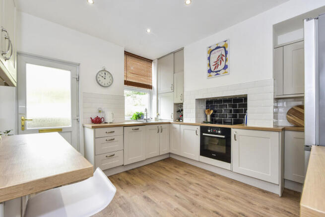 3 bed Terraced for sale Image 4