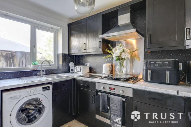 3 bed End of Terrace for sale Image 4