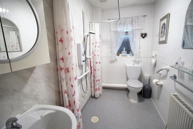 Photo 11