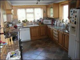 KITCHEN: