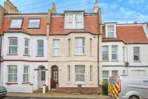 New Pier Street, Walton On The Naze