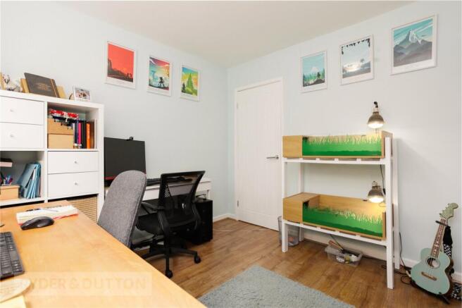 3 bed Semi-Detached for sale Image 10