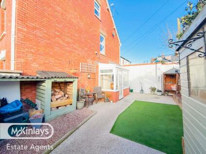 3-bedroom cottage in the heart of Wellington.