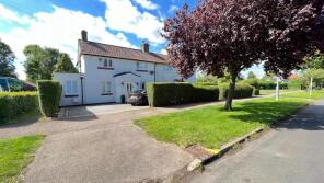 84, Longcroft Lane, Welwyn Garden City AL8 6EJ