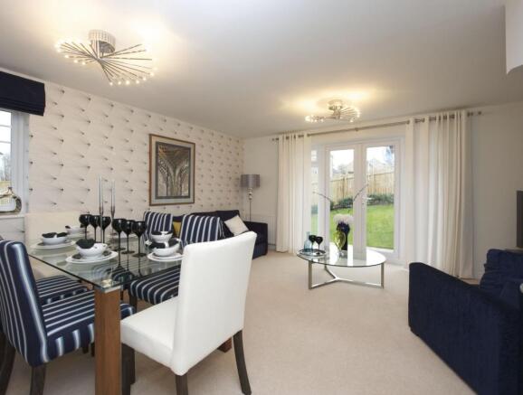Lounge/dining area