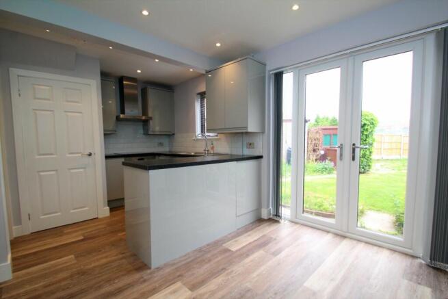 Dining kitchen 1