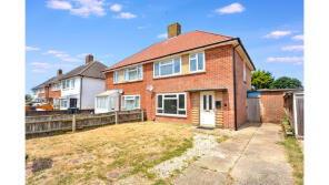 106a, Edward Road, Christchurch BH23 3EW