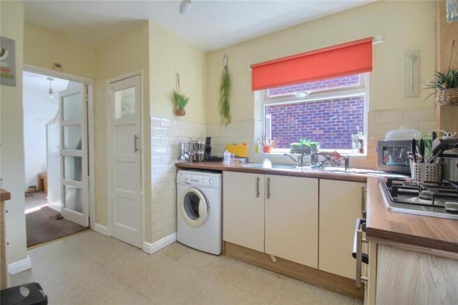 3 bed Semi-Detached for sale Image 6