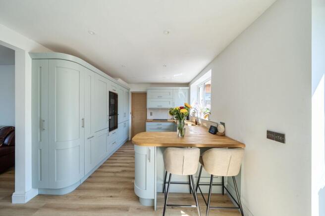 Broomfield Rise, Abbots Langley, WD5 photo 4