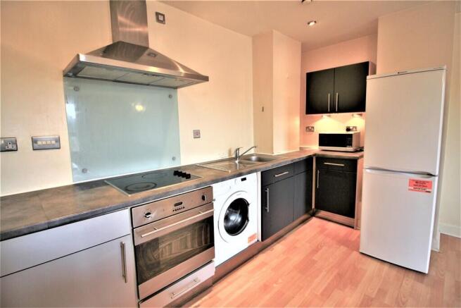 1 bed Apartment to rent Image 4