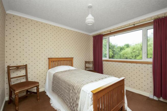 28 Linburn Grove15.jpg