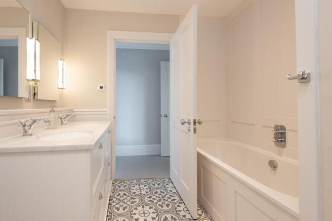 Bath en-suite