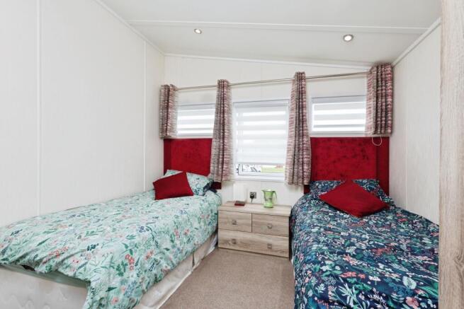 2 bed Detached Bungalow for sale Image 10