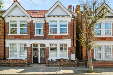 Badminton Road, London, SW12