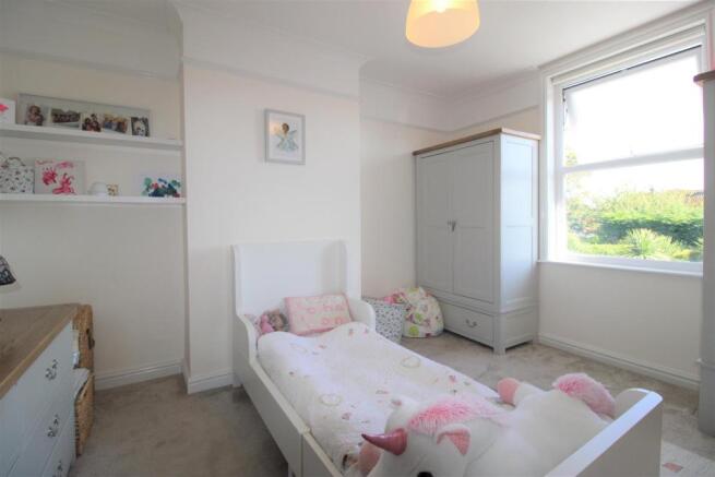 Bedroom 2 (rear)
