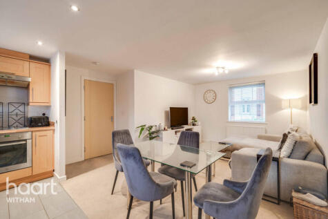 Holst Avenue, Witham