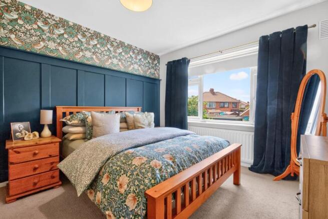 3 bed House for sale Image 10