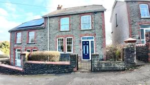 2, Penybryn Terrace, Aberbeeg NP13 2DS