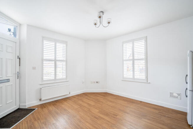 1 bed Apartment for sale Image 6