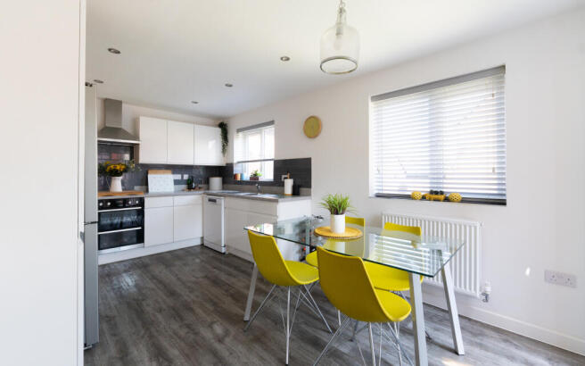 Kitchen / Dining Room