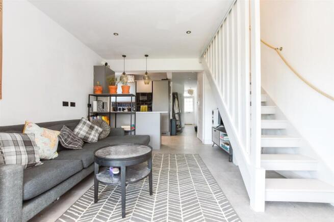 Kitchen/Lounge