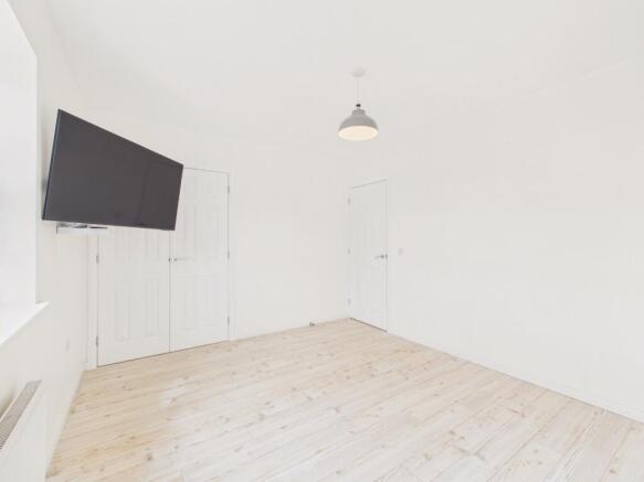 2 bed Terraced for sale Image 12