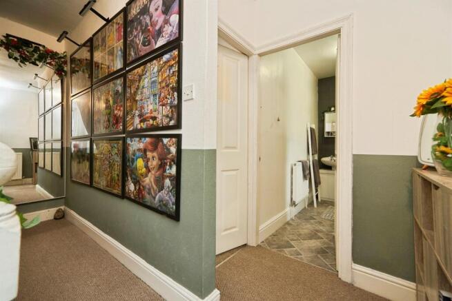 2 bed End of Terrace for sale Image 8