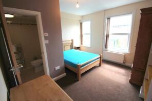 26, Ashville Terrace, Hyde Park, Leeds LS6 1LZ