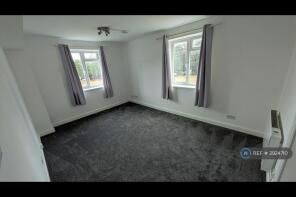 Flat 3, 88 Woodfields Court, Benhill Wood Road, Sutton SM1 3SL