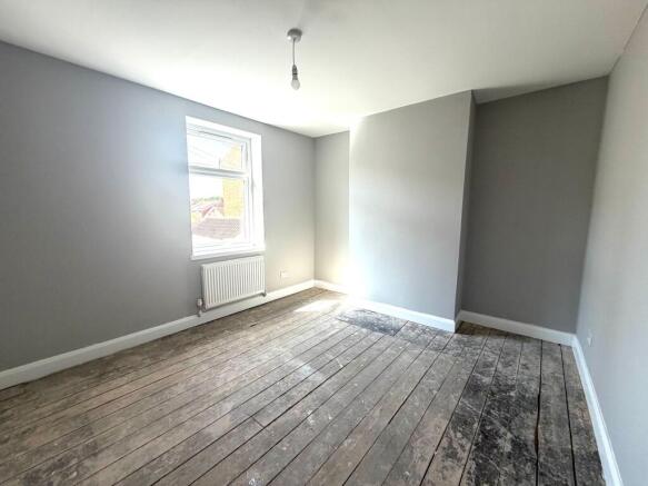 2 bed Terraced for sale Image 7