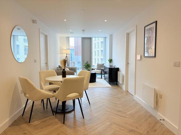 Exceptional Apartment at One Port Street, Manches