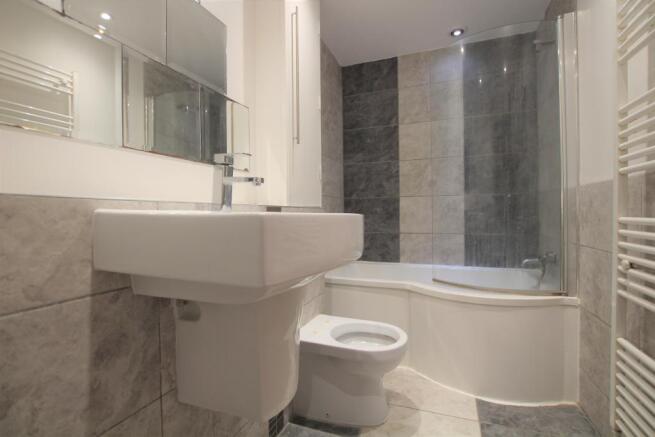Bathroom2