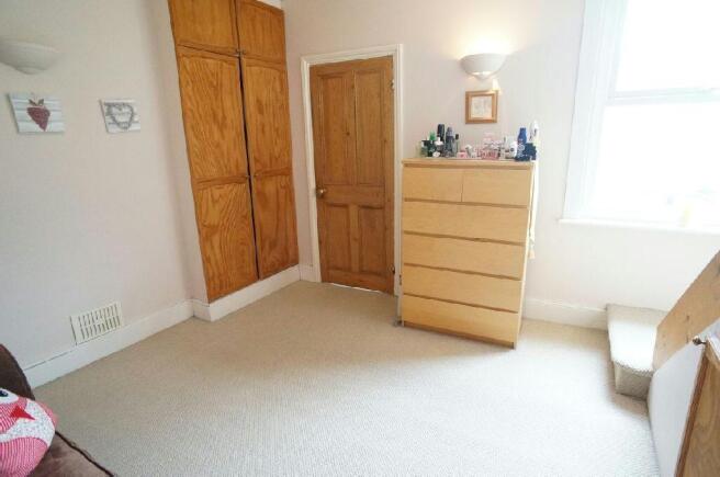 2nd Photo of Bed 2