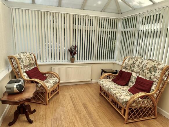 3 bed Detached Bungalow for sale Image 4