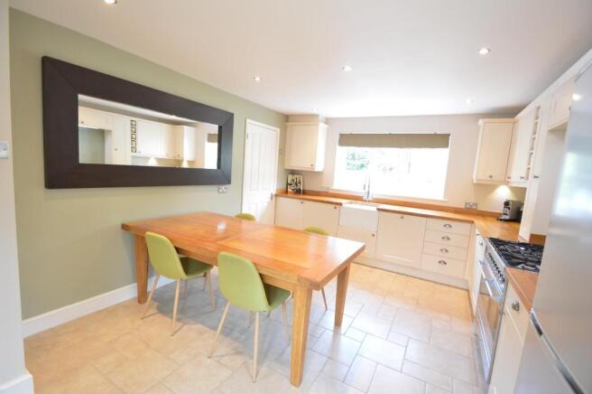 Kitchen diner