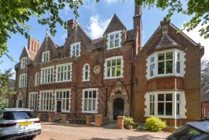 Flat 6, 61, New Dover Road, Canterbury CT1 3DX