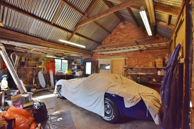 Garage.jpg