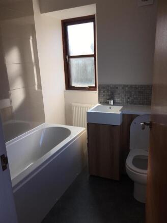Bathroom.JPG