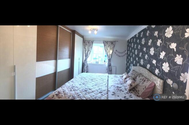 5 bed Detached to rent Image 11