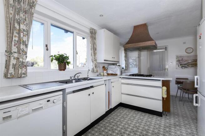 Kitchen.jpg