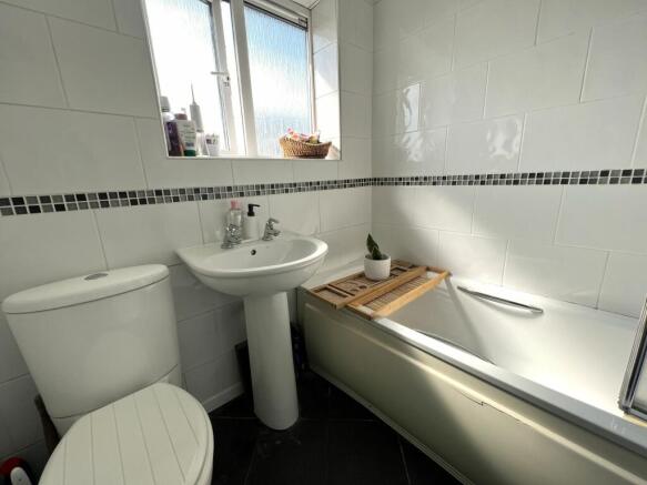 HOUSE BATHROOM
