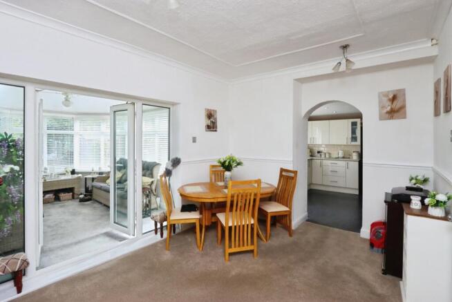 3 bed Semi-Detached for sale Image 5
