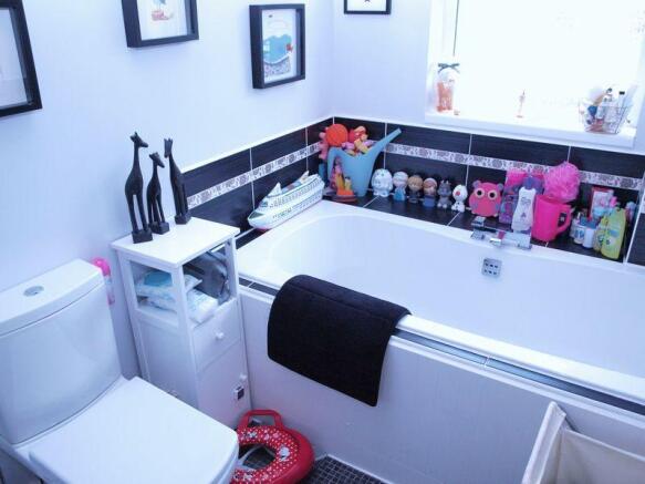Modern Bathroo...