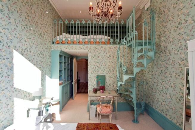 bedrooom 2