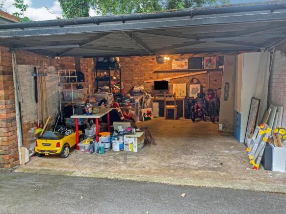 BridgeGarage1.JPG